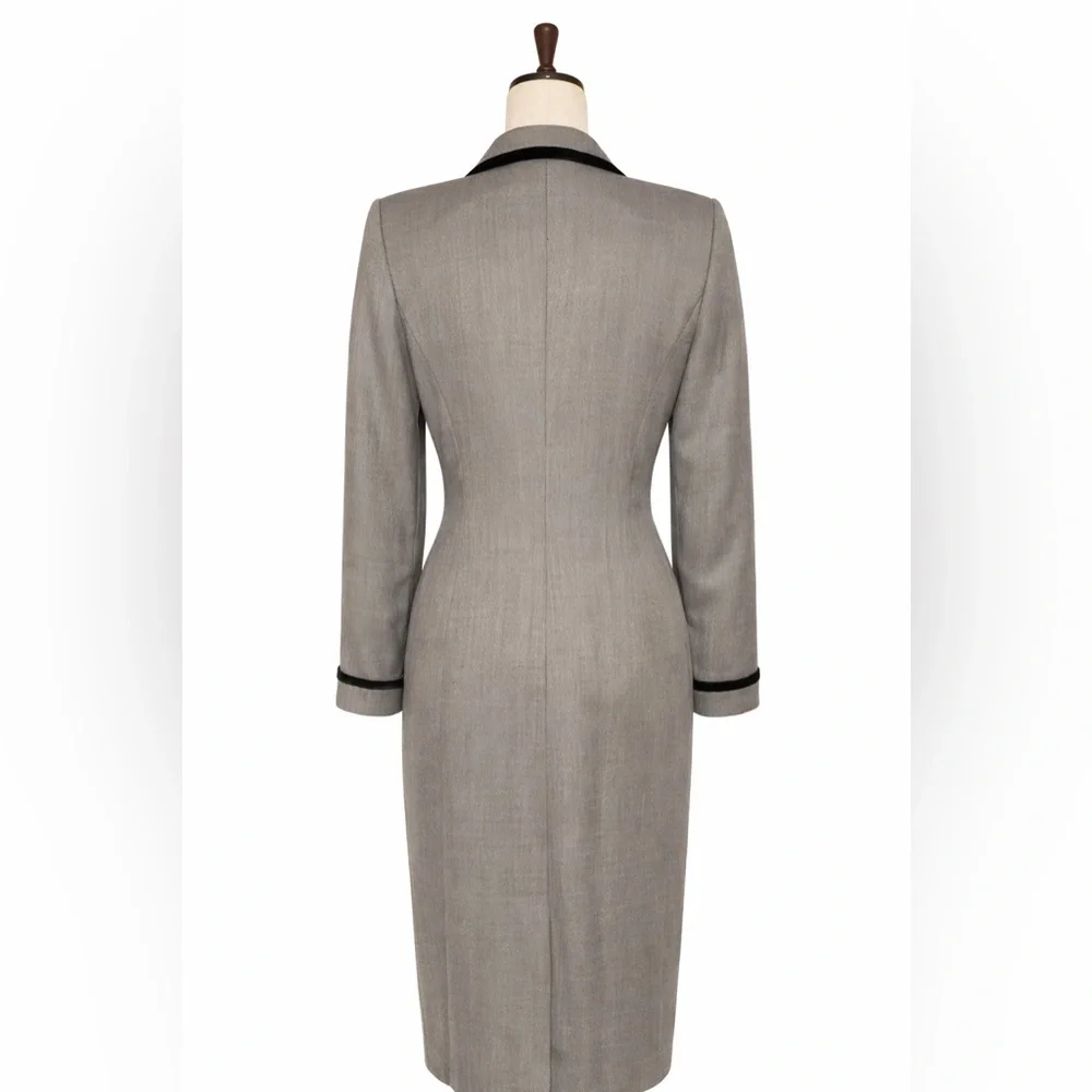 Vintage Kasper dress- modern suiting. Retro style- 6 - Picture 3 of 5